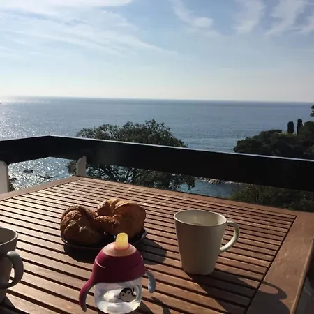 Gemuetliche Ferienwohnung Bei Am Meer Direkt Am Strand توسا ذي مار