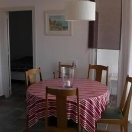 Gemuetliche Ferienwohnung Bei Am Meer Direkt Am Strand Apartamento